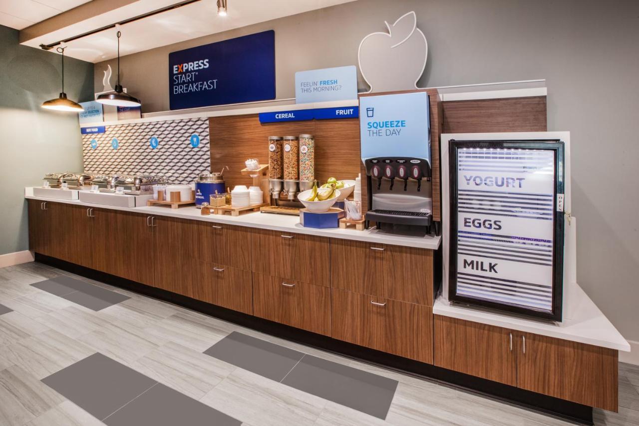 Holiday Inn Express & Suites - Burley By Ihg Exteriör bild